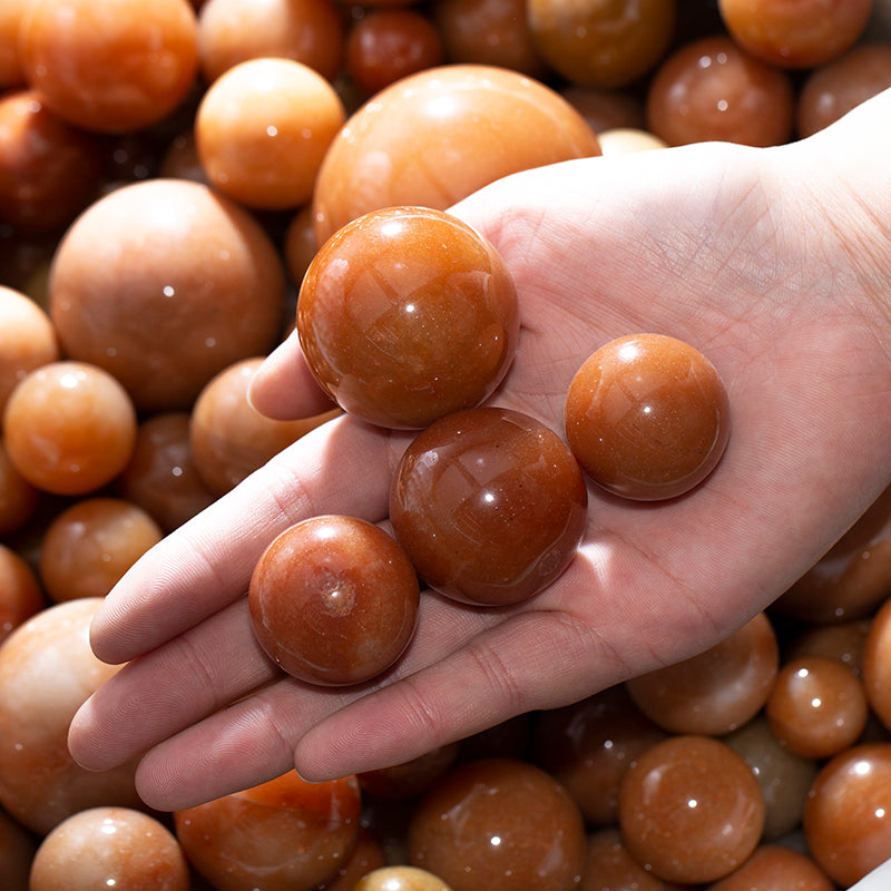 Natural yellow wild stone ball spherical
