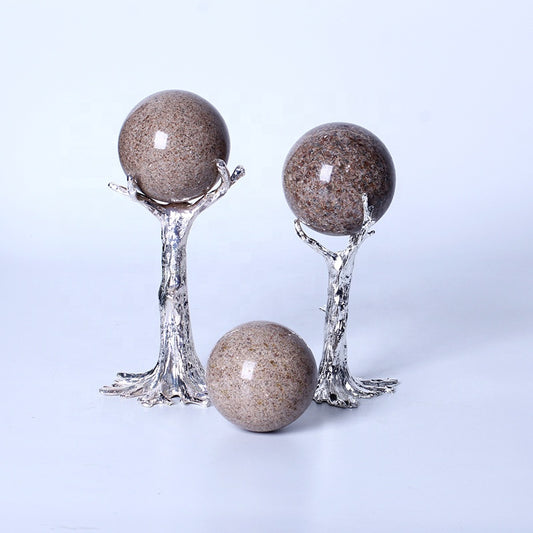 Esfera cristalina curativa natural del cuarzo de la bola del granate para la decoración 