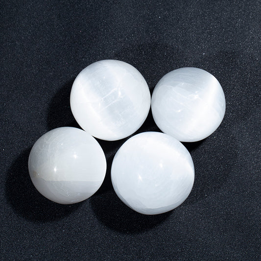 Natural gypsum stone sphere white gypsum crystal ball for decoration