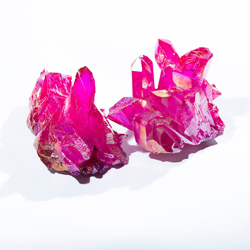 Decoración de mineral DRUSE de cristal chapado en rojo 