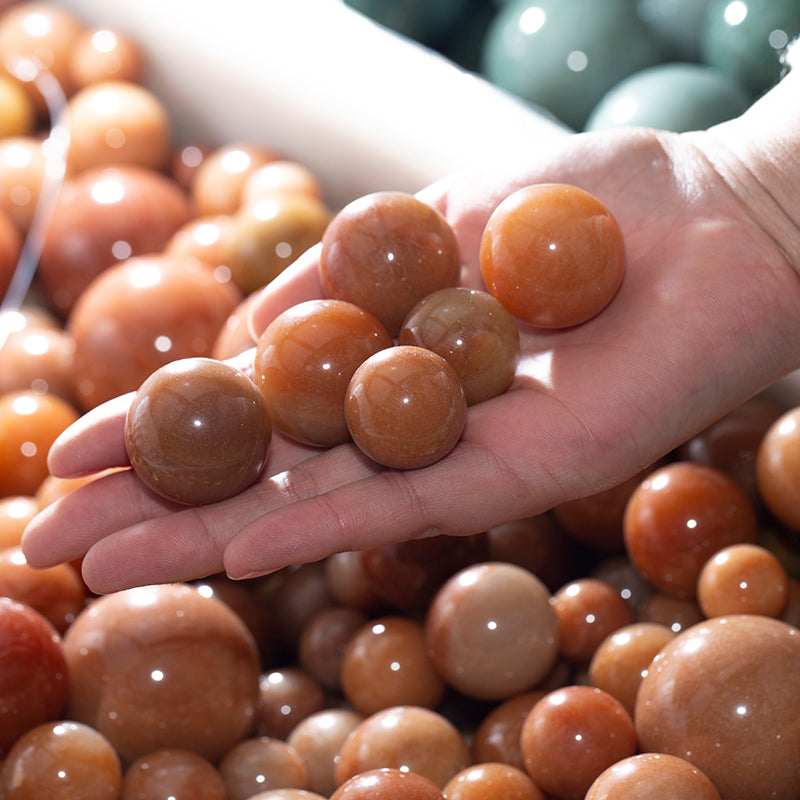 Natural yellow wild stone ball spherical
