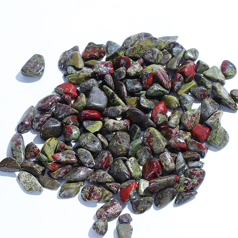 Long blood stone stone crystal gravel decoration 1kg