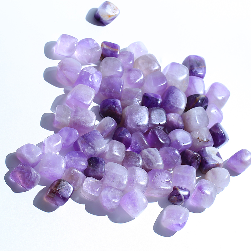 Natural purple crystal particle crystal