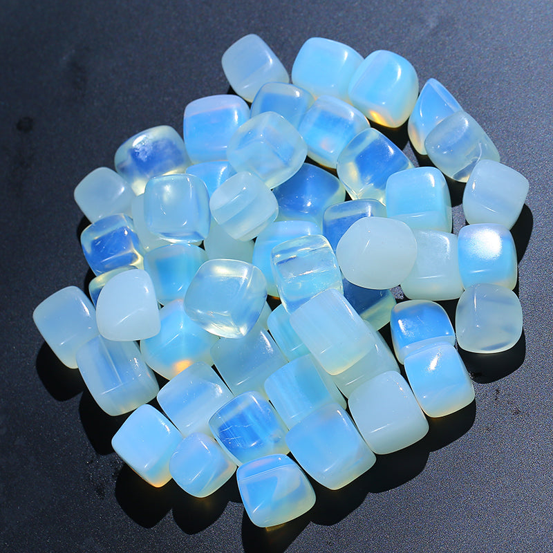 Decoración de grava de cristal proteico. 