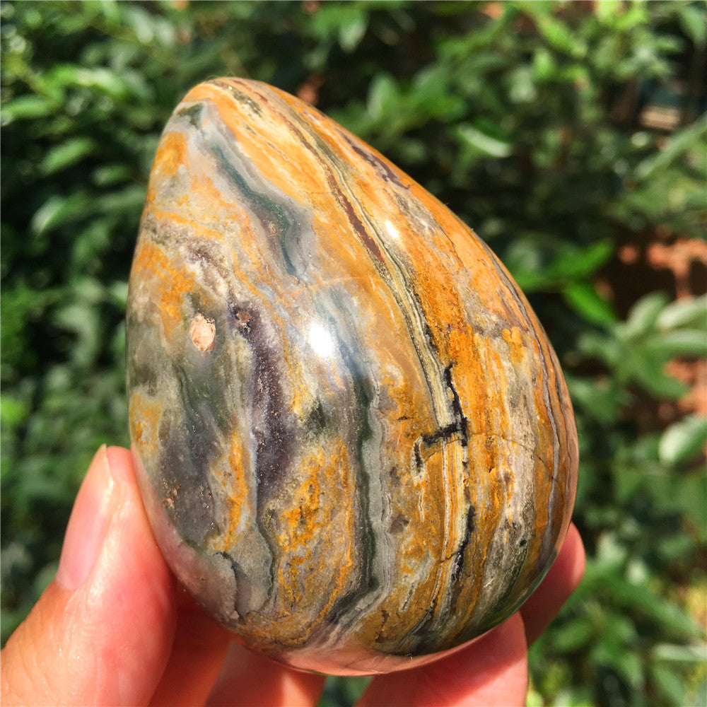 305G  Crystal carved egg of Ocean Jasper F1