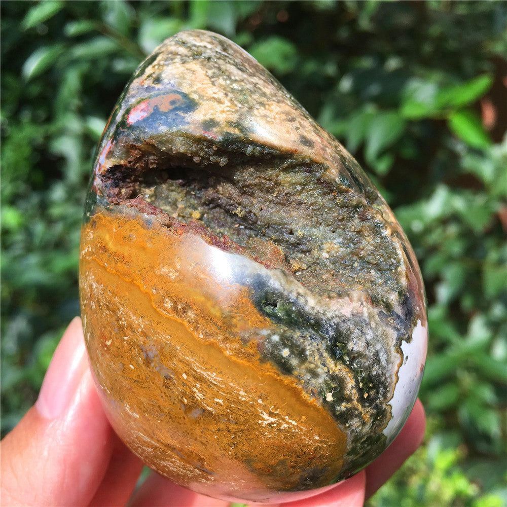 323G  Crystal carved egg of Ocean Jasper  F4