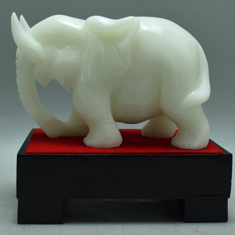 Oriental natural jade elephant ornaments Liaoning Xiuyan Jade carving towards success jade porch Feng Shui fortune jade ware