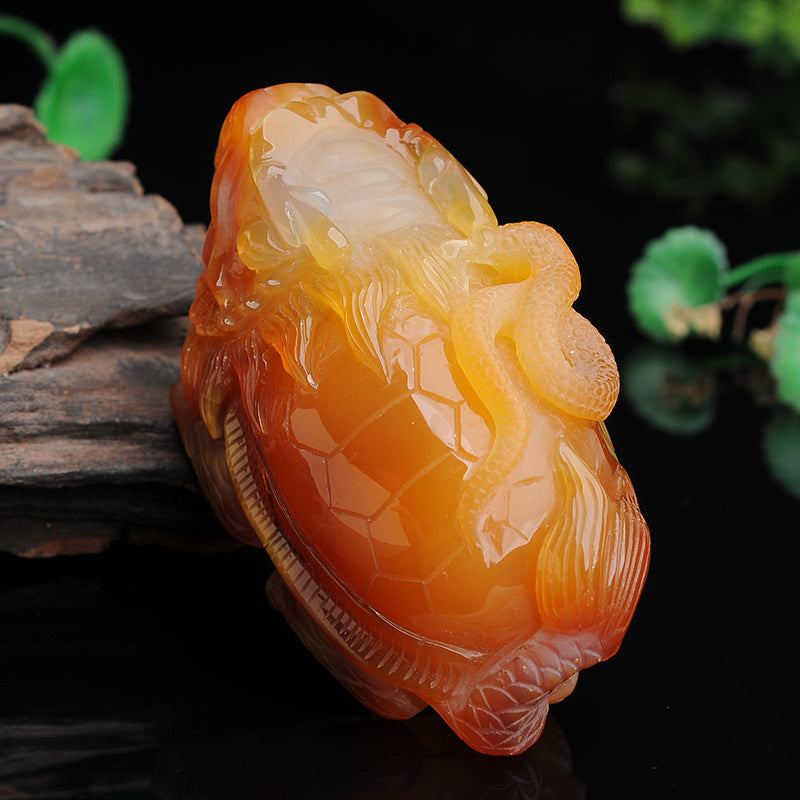 Oriental chalcedony hand playing with carved dragon hand playing with jade hand playing pieces