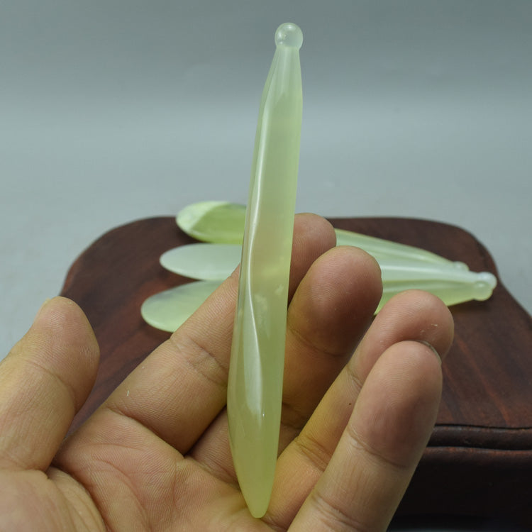 Oriental Liaoning Xiuyu tendon pulling stick acupoint beauty care thin face