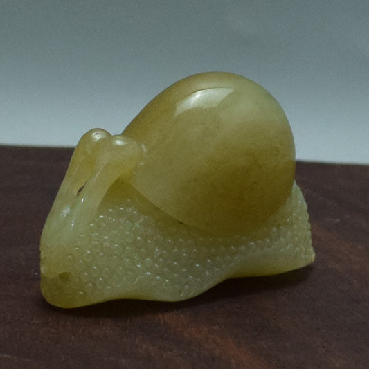 Oriental natural Xiuyan yellow white jade snail pendant Liaoning Xiuyan Jade Pendant Hand Carved