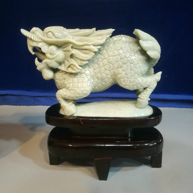 Oriental Xiuyu Kylin Treasure Offering Ornaments Jade Kylin Natural Hand Carved