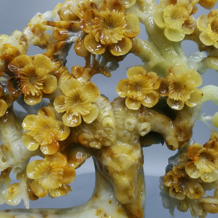 Oriental natural Xiuyu Sika Deer ornaments, hand carved, Liaoning Xiuyan Zhaocai living room office clothes