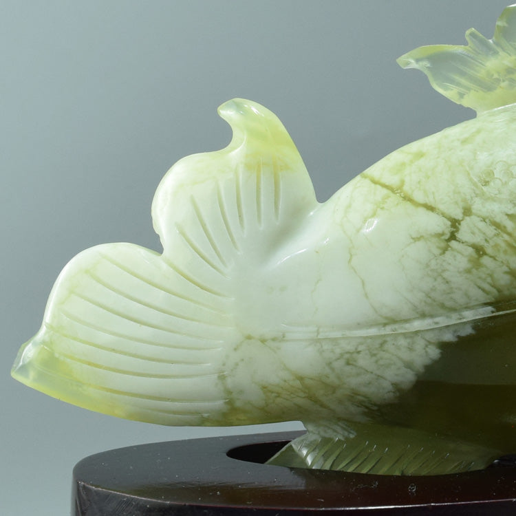 Oriental jade ornament Natural Jade Fish Carving