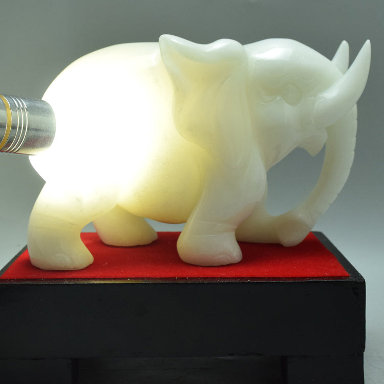 Oriental natural jade elephant ornaments Liaoning Xiuyan Jade carving towards success jade porch Feng Shui fortune jade ware