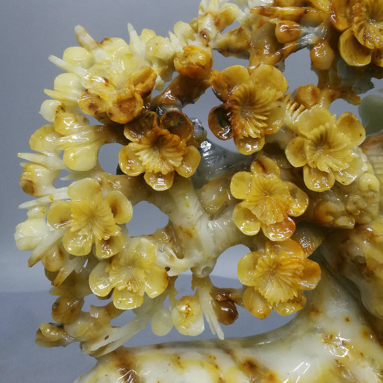 Oriental natural Xiuyu Sika Deer ornaments, hand carved, Liaoning Xiuyan Zhaocai living room office clothes